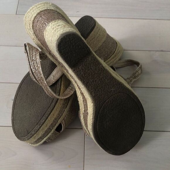 Nine West Women's Gold Sparkly Strappy Wedge Heels Size 9.5 - Picture 5 of 7